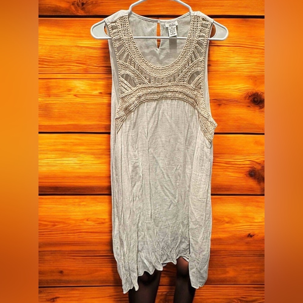 Elegant Beige Sleeveless Dress 3X pit to pit 22in length 39in